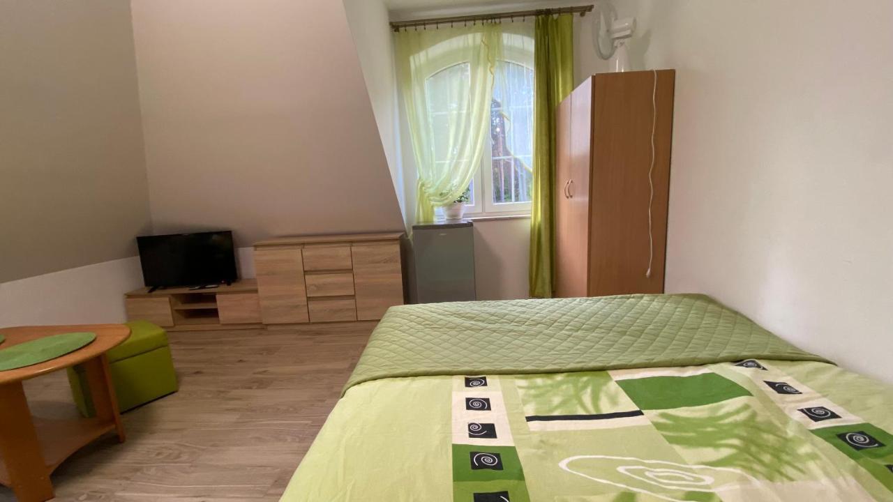 Przystań Białogóra Apartamento Exterior foto